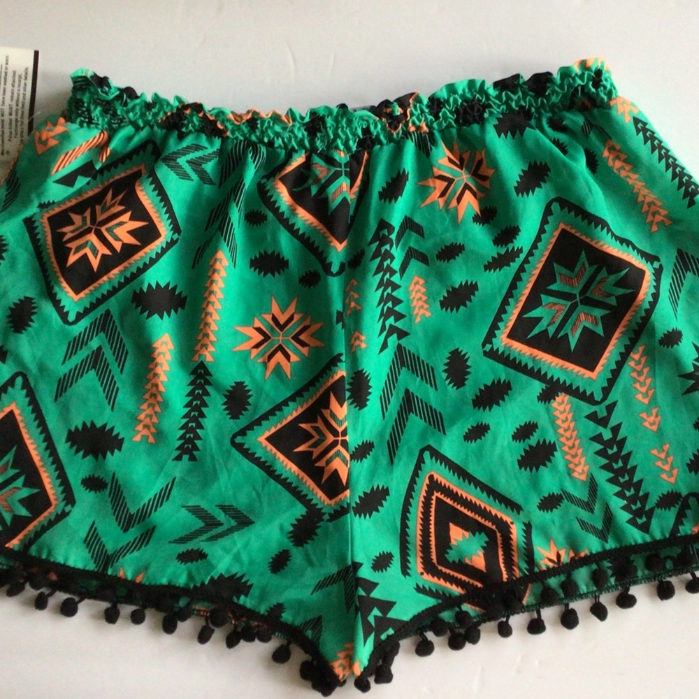 POM POM TRIBAL GREEN AND BLACK SLEEP SHORTS SIZE XL NWT